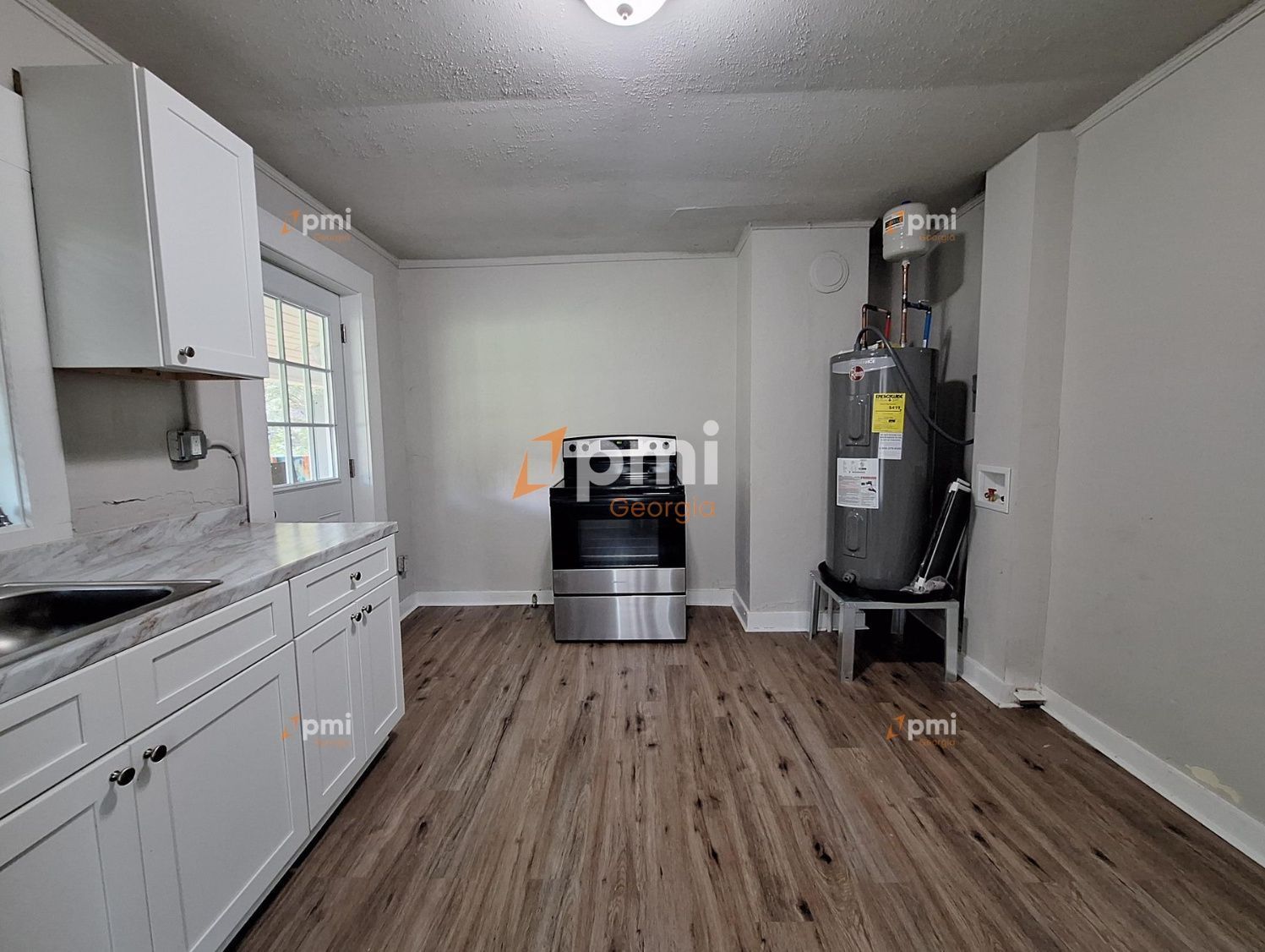 Move in Special! Charming 1 Bedroom Apartment in Cedartown, Ga! property image