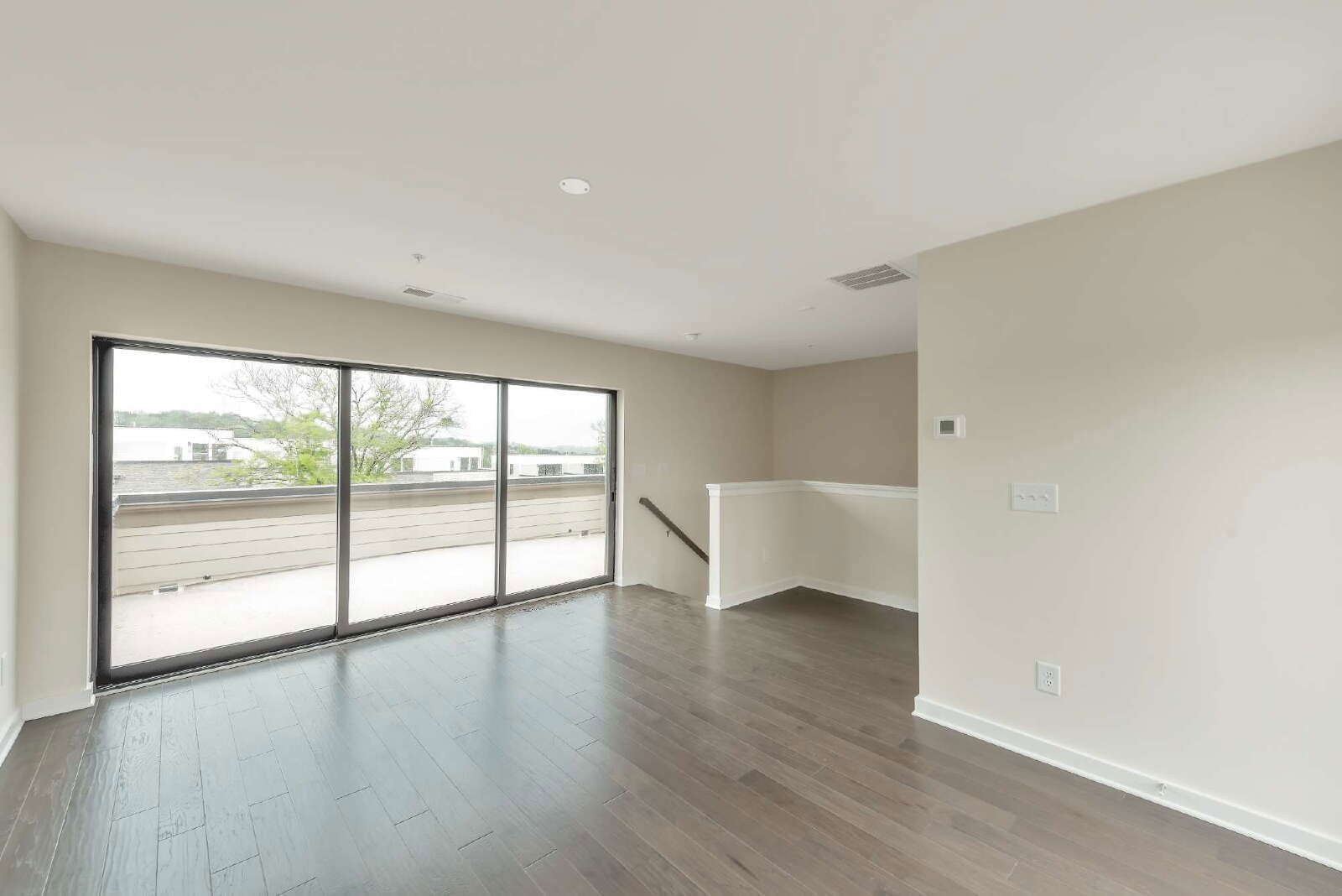 Move in Special! Stunning 3 Bedroom Townhome in Atlanta, Ga! property image