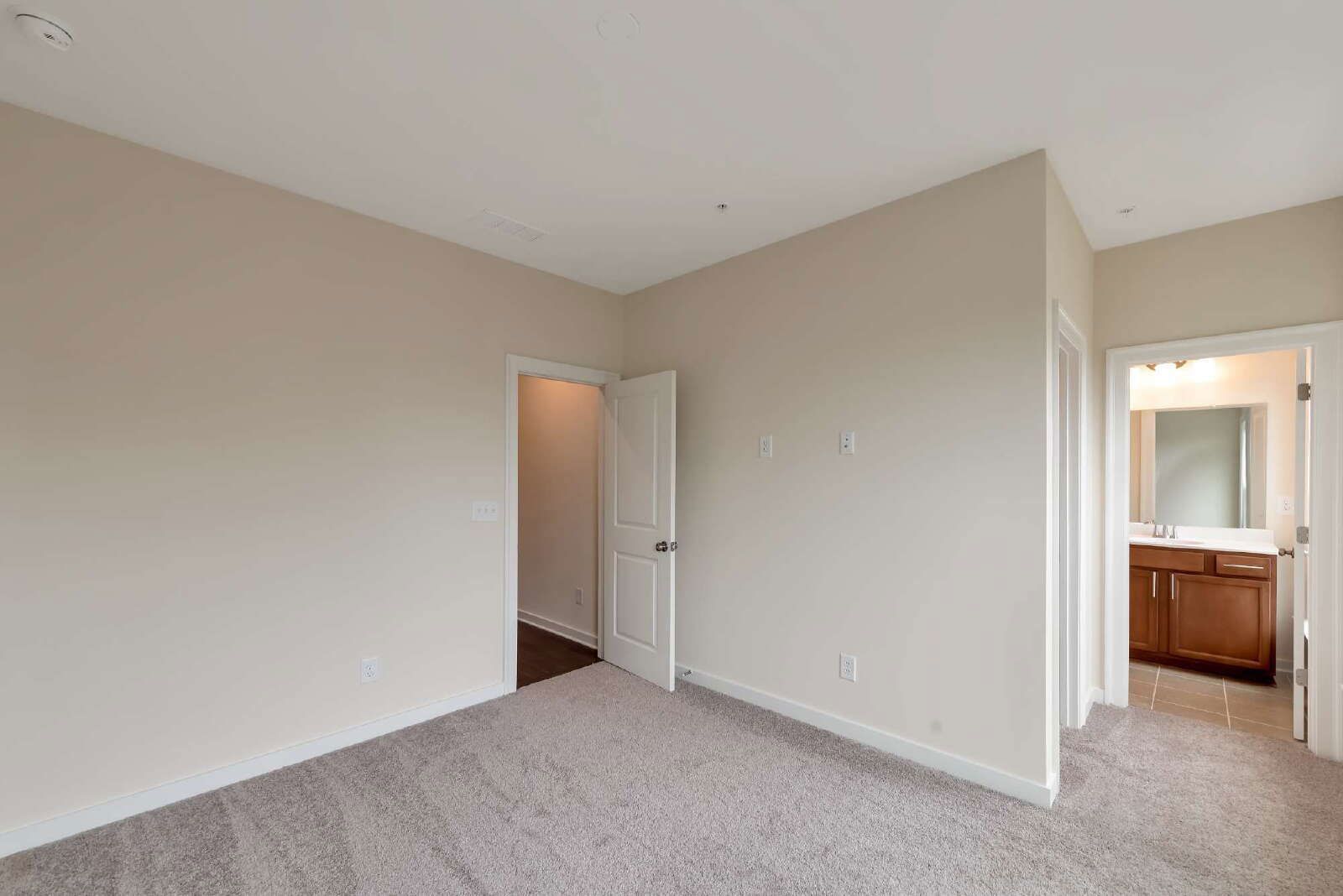 Move in Special! Stunning 3 Bedroom Townhome in Atlanta, Ga! property image