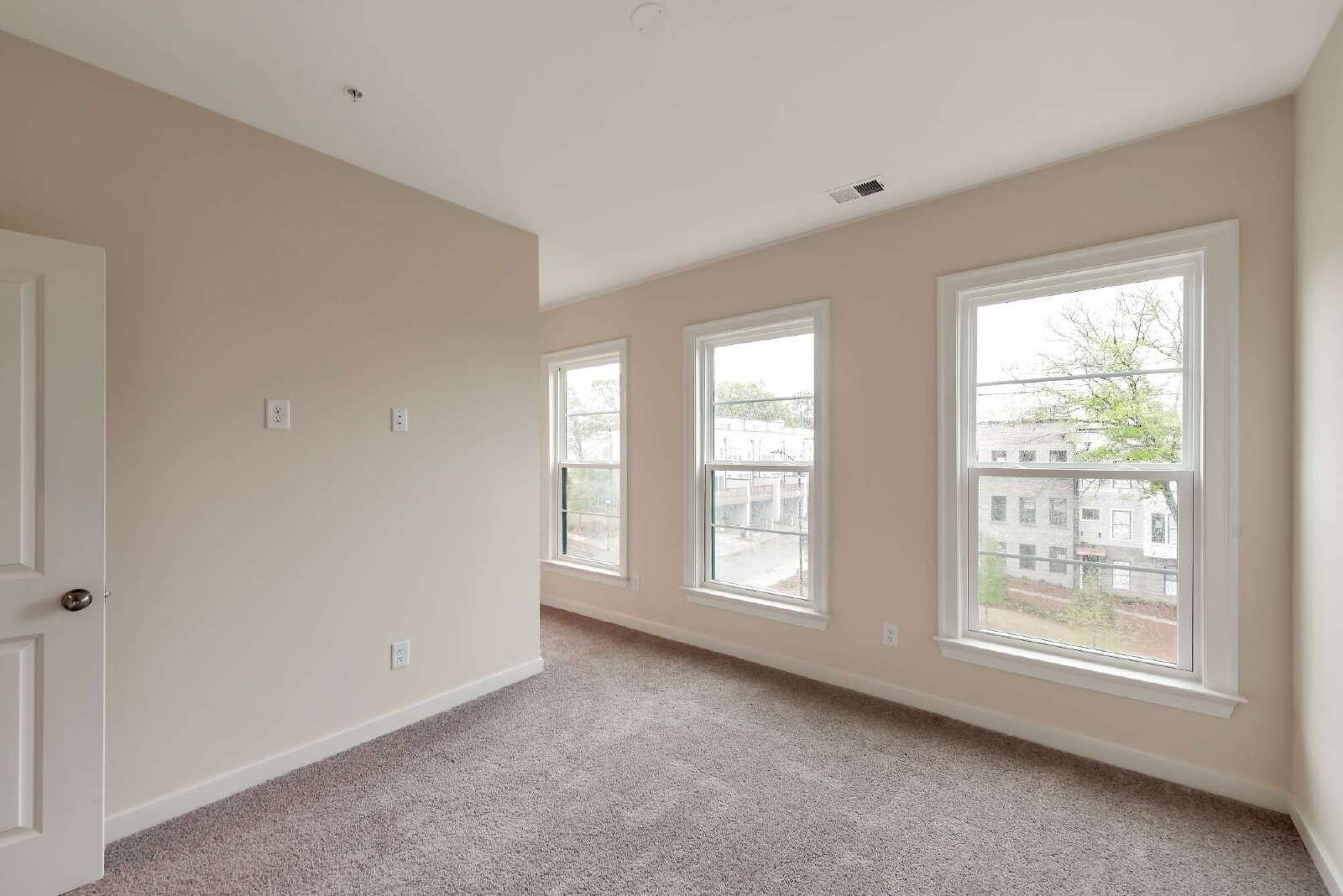 Move in Special! Stunning 3 Bedroom Townhome in Atlanta, Ga! property image