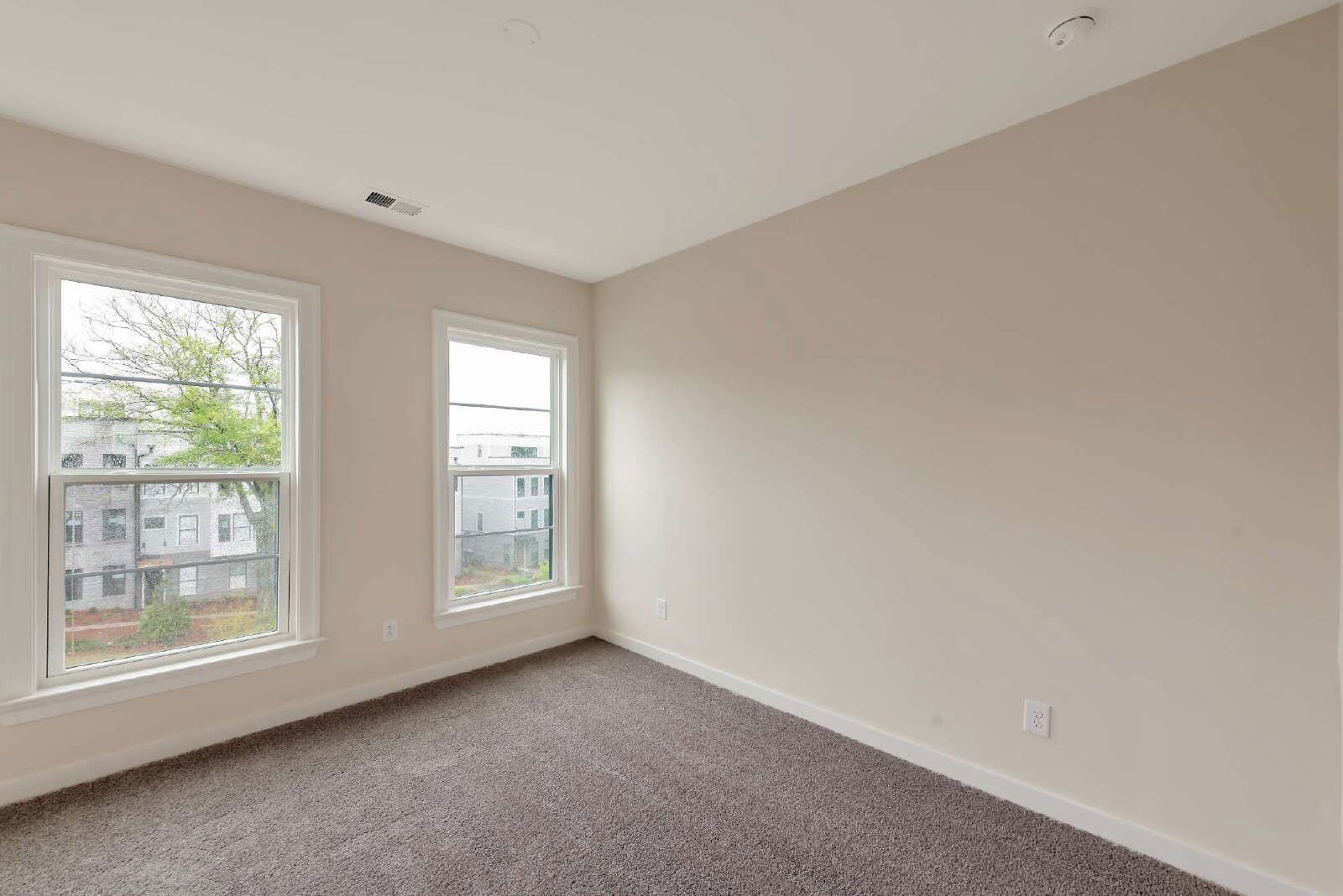 Move in Special! Stunning 3 Bedroom Townhome in Atlanta, Ga! property image