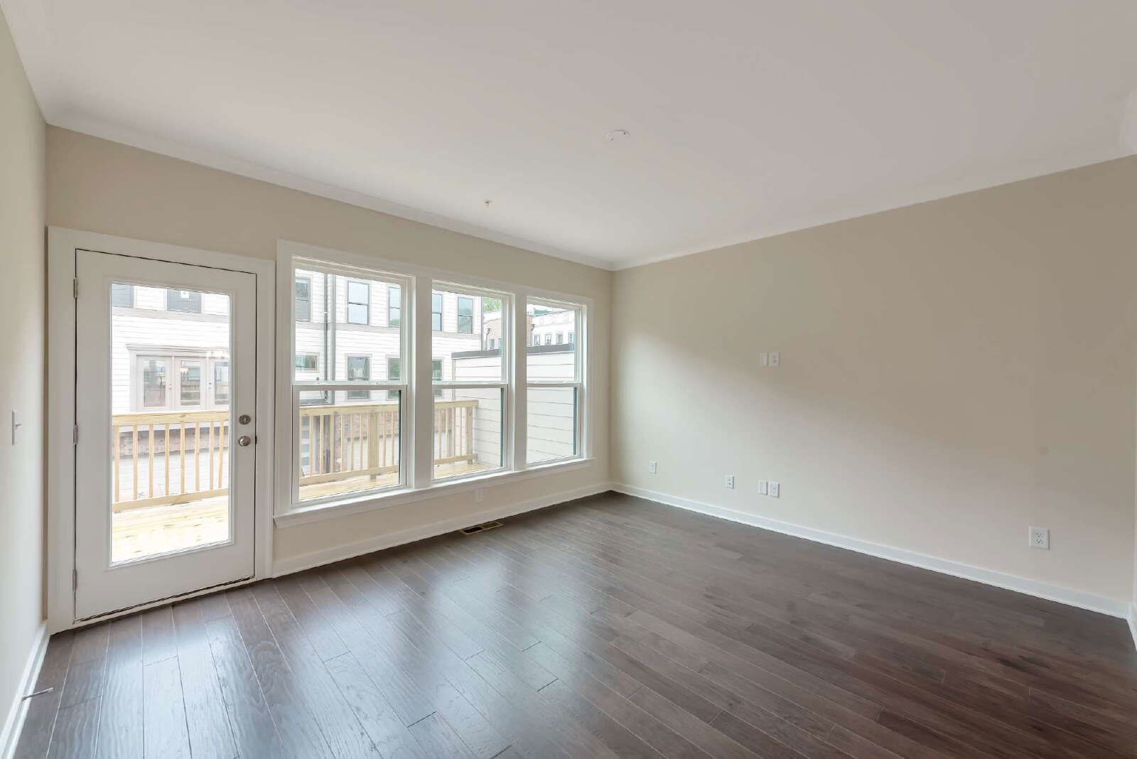 Move in Special! Stunning 3 Bedroom Townhome in Atlanta, Ga! property image