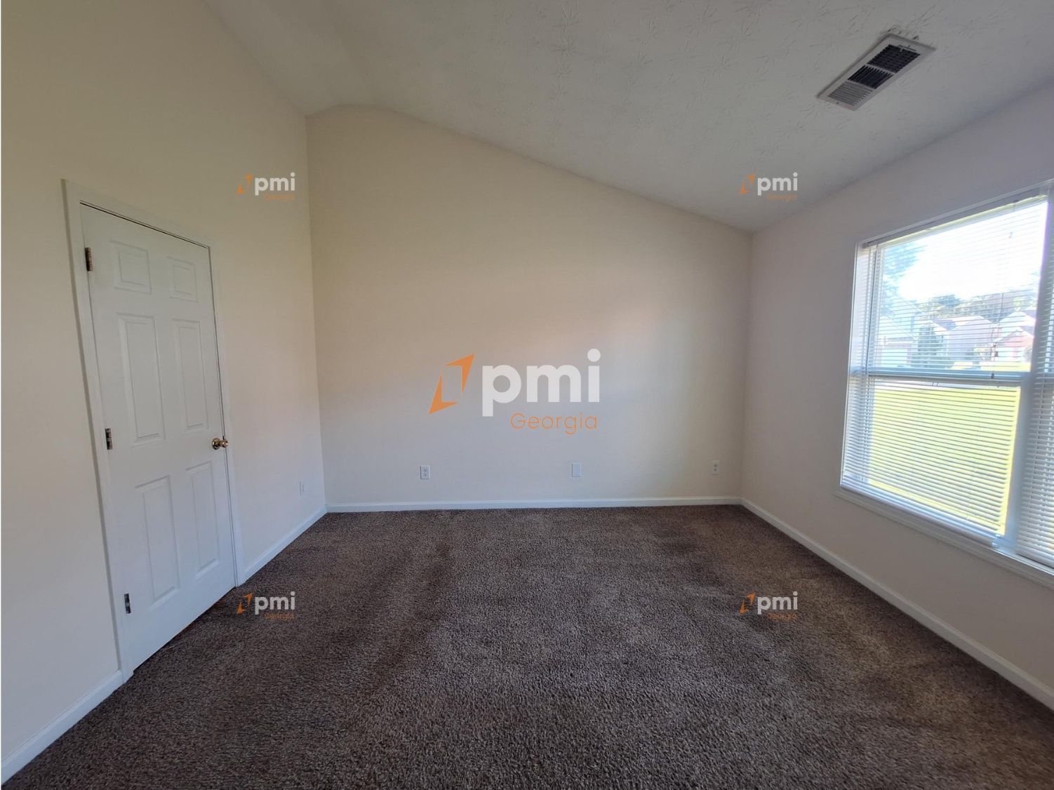 Move in Special! Stunning 3 Bedroom Home in Hampton, Ga! property image