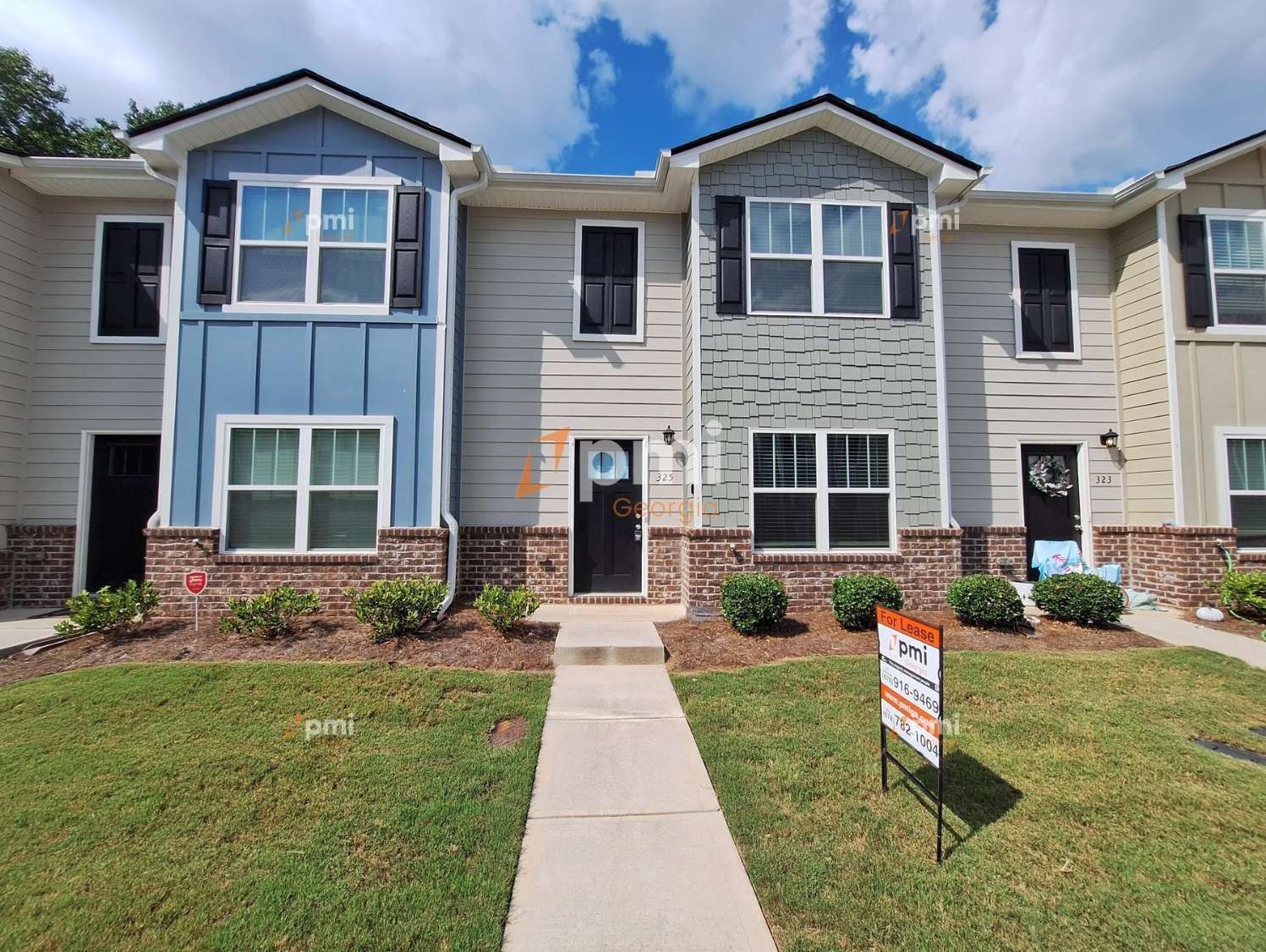 Stunning 3 Bedroom Townhome in Union City, Ga! property image