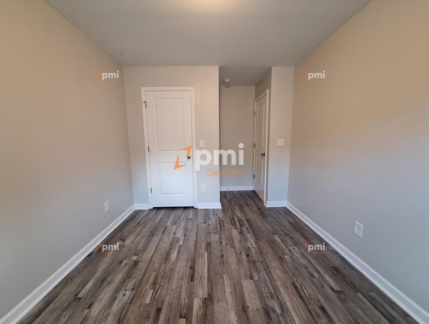 Stunning 3 Bedroom Townhome in Union City, Ga! property image