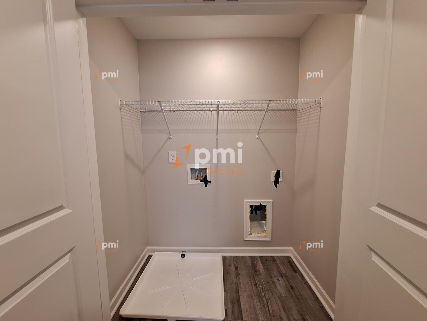 Stunning 3 Bedroom Townhome in Union City, Ga! property image