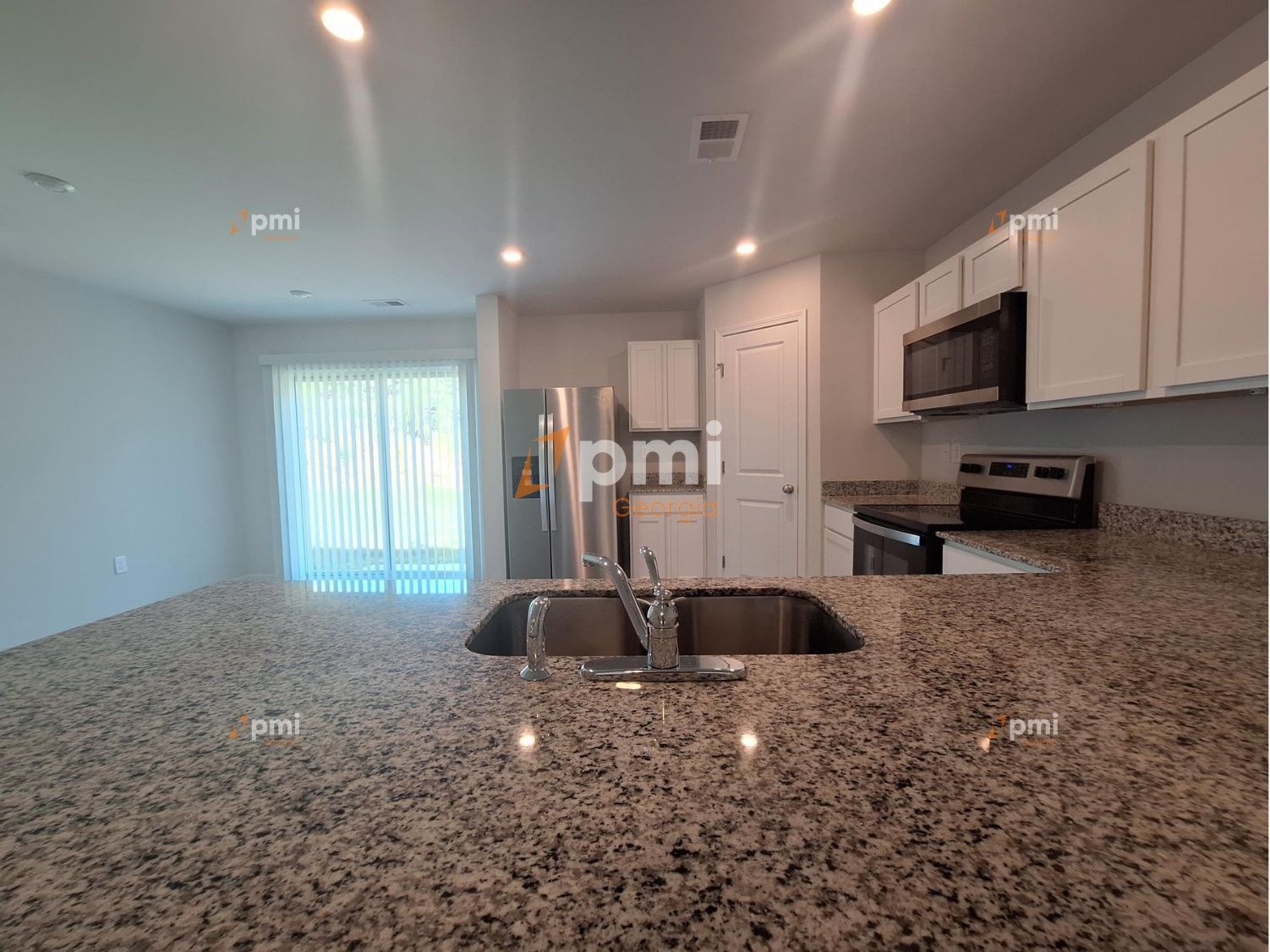 Move in Special! Gorgeous 4 Bedroom Home in Hogansville, Ga! property image