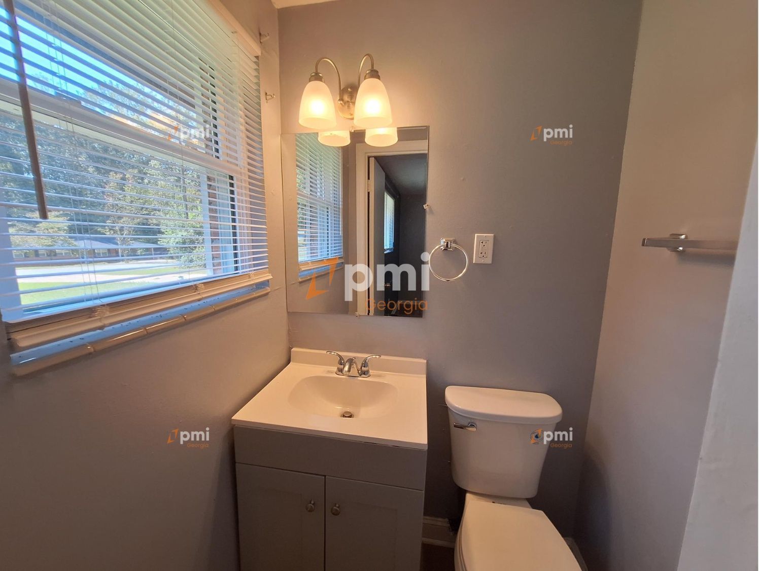 Stunning 3 Bedroom Home in Douglasville, Ga! property image