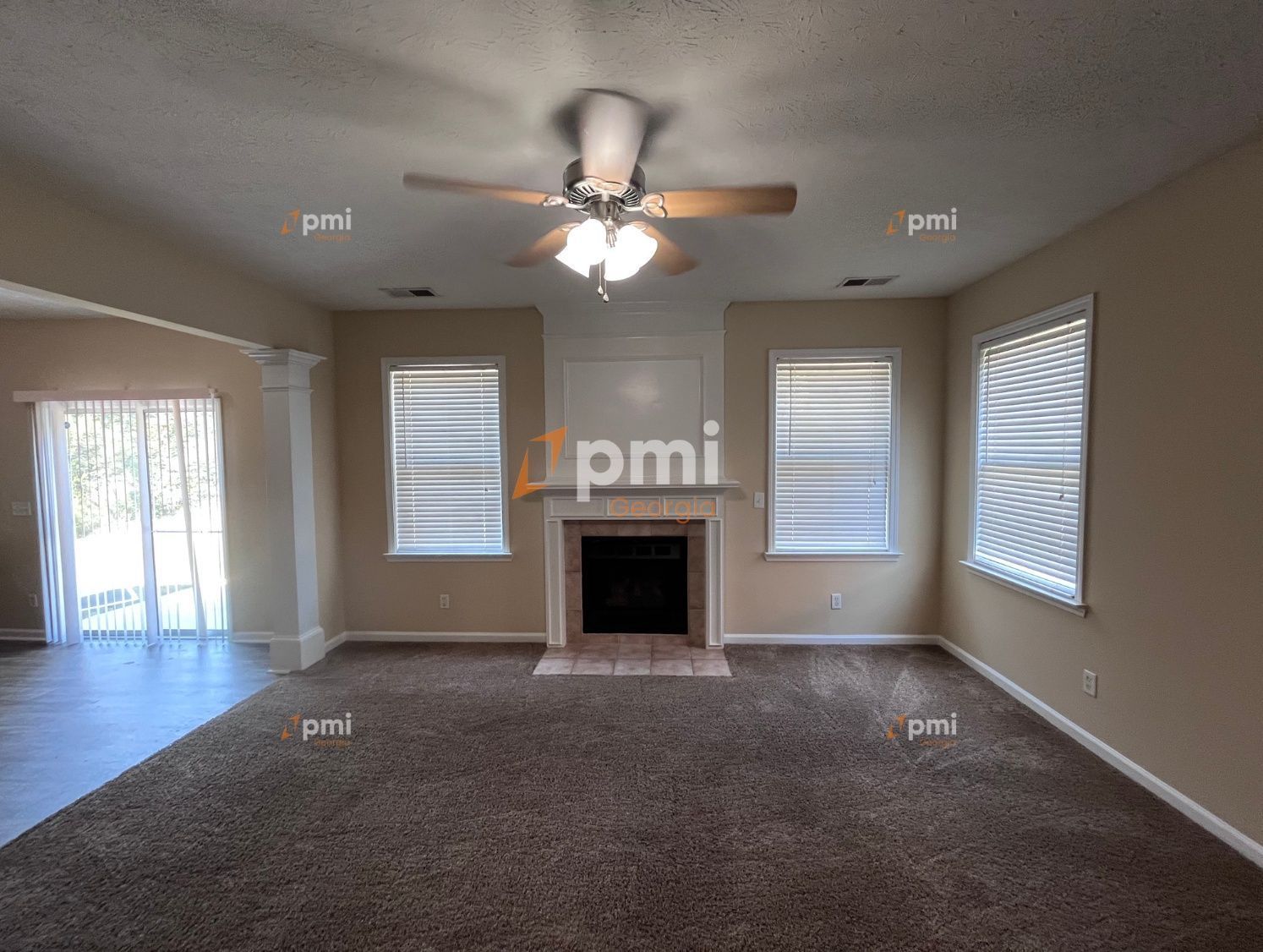 Stunning 4 Bedroom Home in Union City, Ga! property image