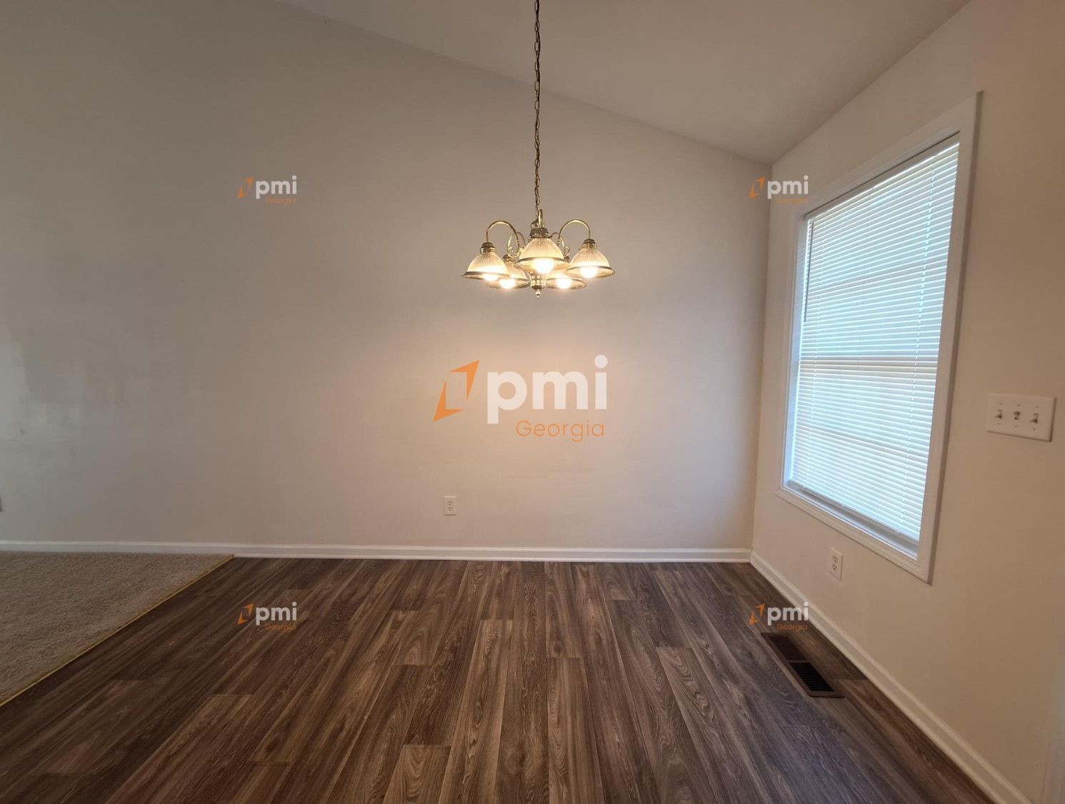 Spectacular 3 Bedroom 2 Bath Home in Douglasville! property image