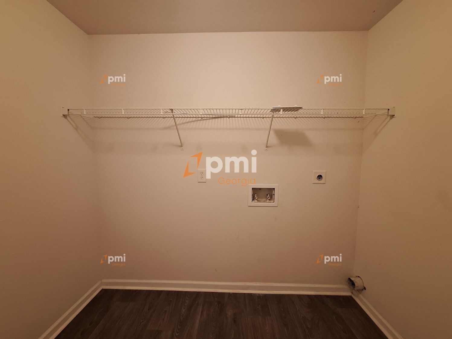 Spectacular 3 Bedroom 2 Bath Home in Douglasville! property image