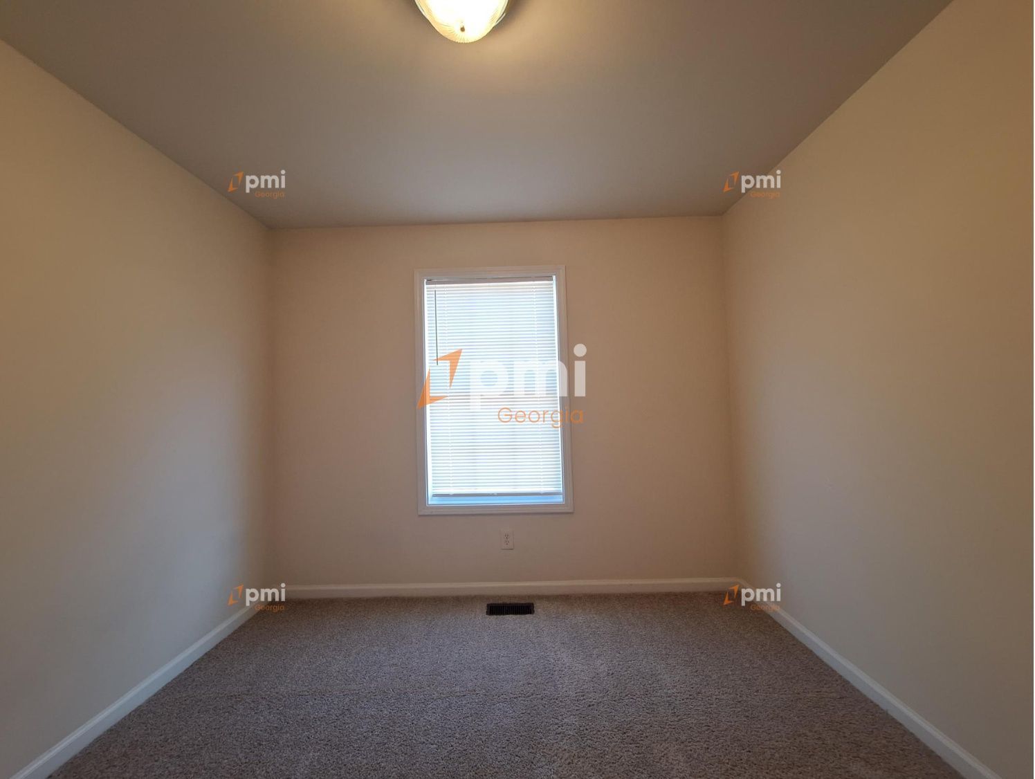 Spectacular 3 Bedroom 2 Bath Home in Douglasville! property image