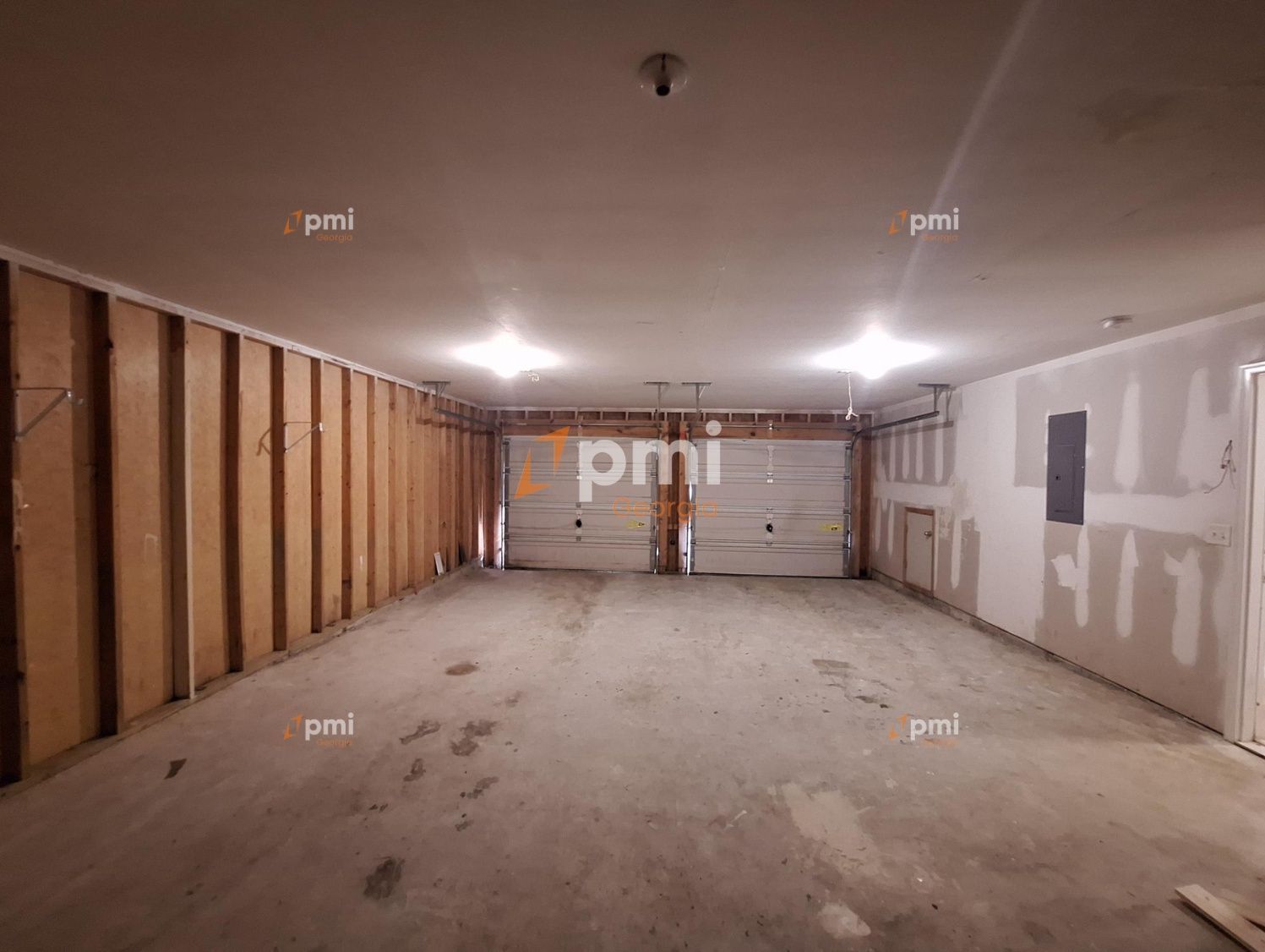 Spectacular 3 Bedroom 2 Bath Home in Douglasville! property image