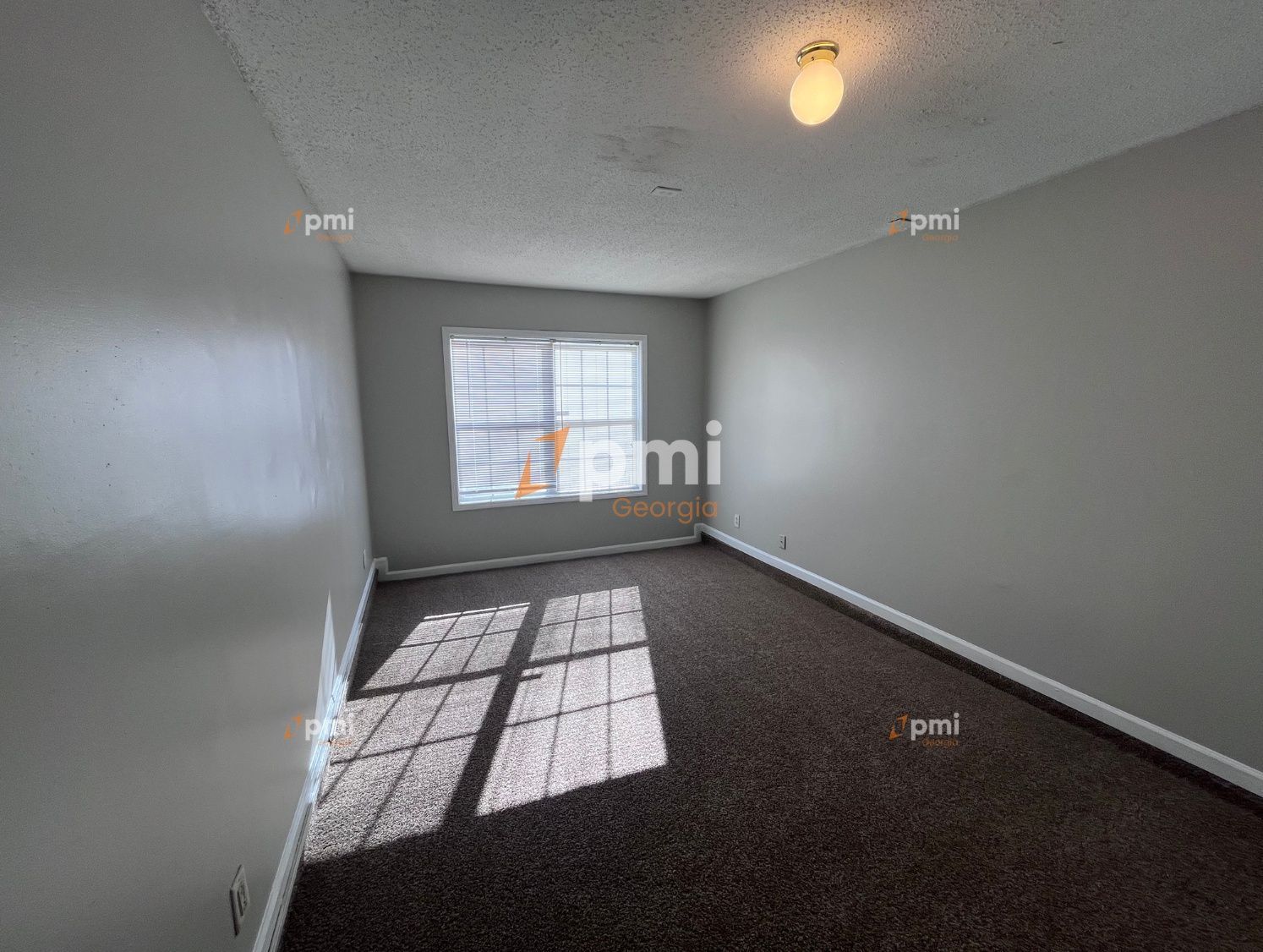 Stunning 3 Bedroom Home in Union City, Ga! property image