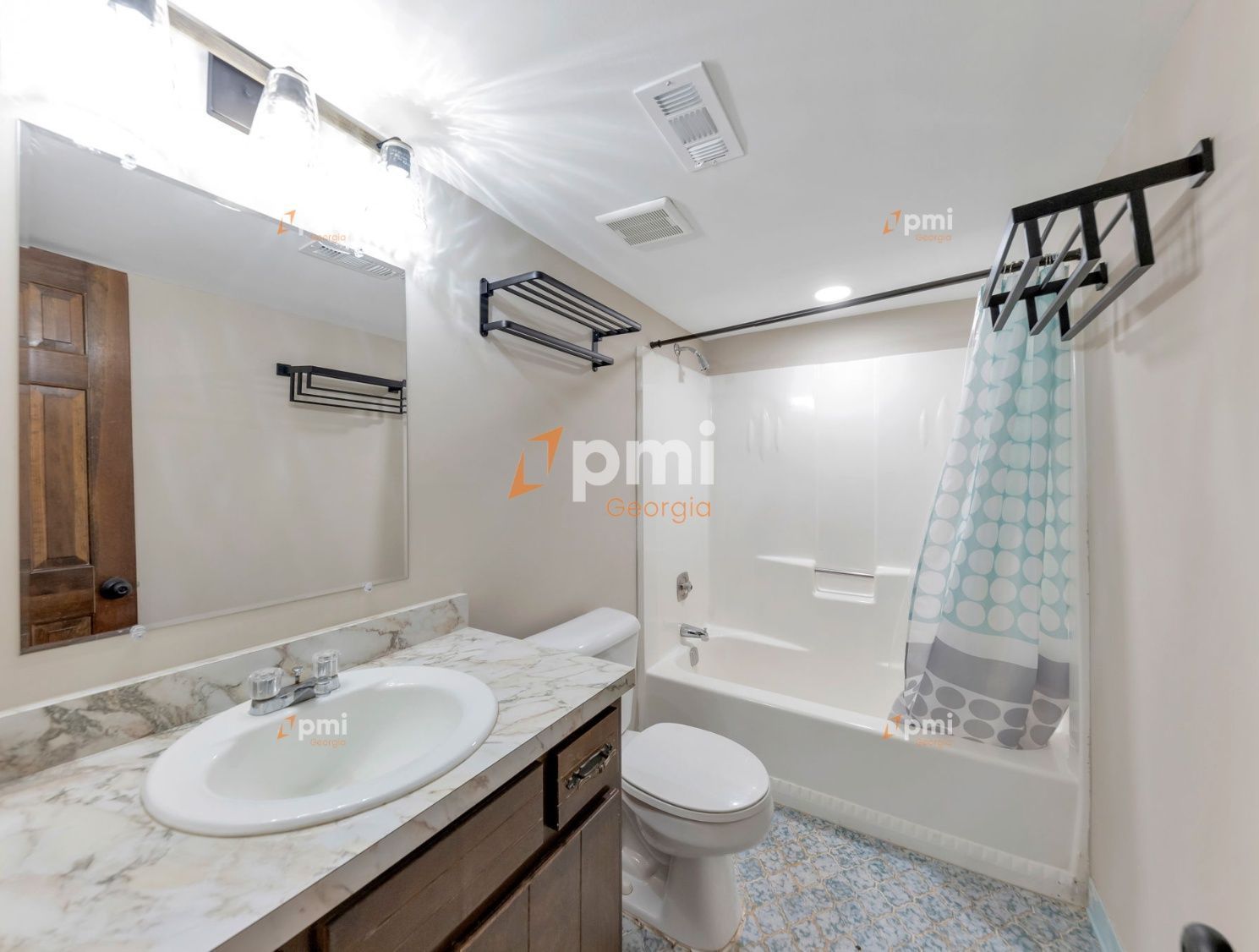 Stunning 5 Bedroom Home in Fairburn, Ga! property image